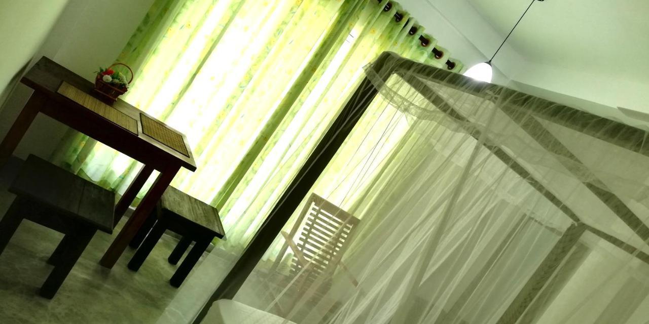 Hotel Ocean Voyage Tangalle Esterno foto