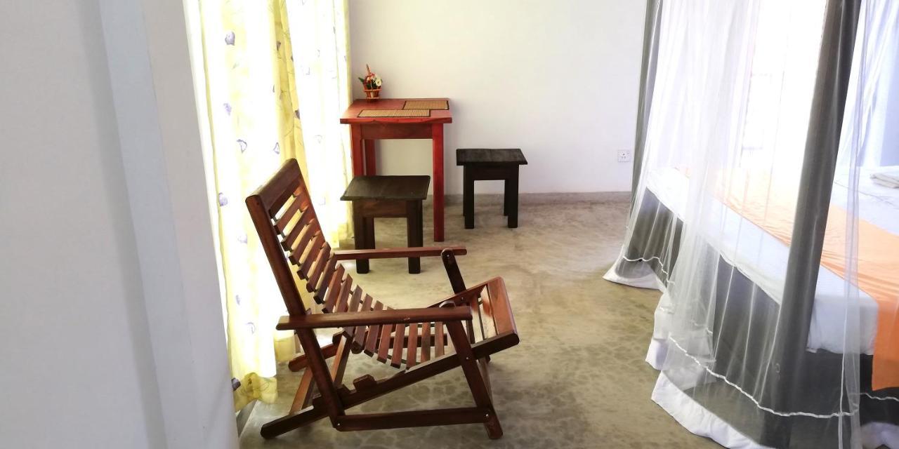 Hotel Ocean Voyage Tangalle Esterno foto