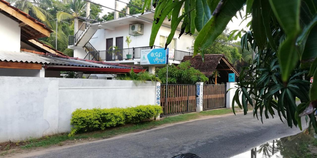 Hotel Ocean Voyage Tangalle Esterno foto